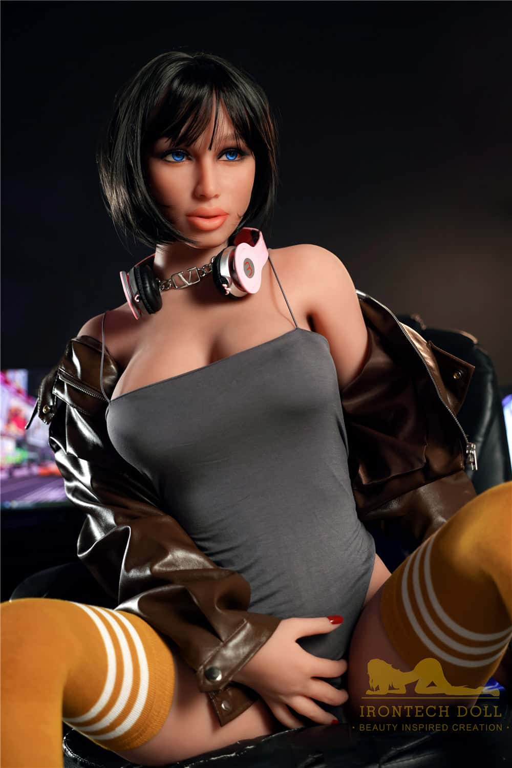 Muñeca Irontech - Zara: Una reseña completa de la muñeca sexual latina Irontech