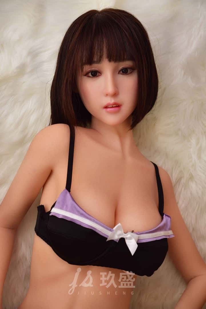 Jiusheng - Lily: Análisis completo de la muñeca sexual Jiusheng con cabeza de silicona y cuerpo de TPE