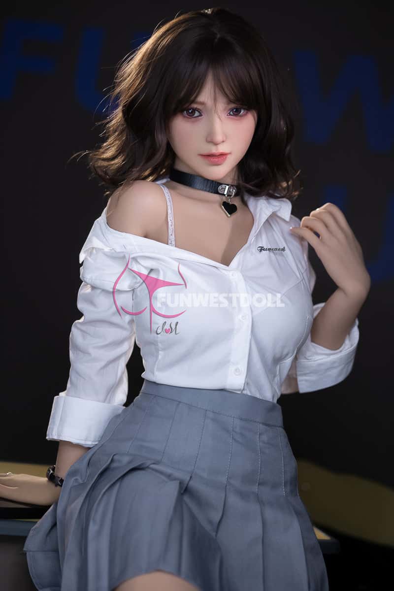 Funwest Doll - Alice: Análisis completo de la muñeca sexual de TPE de copa F de 155 cm FWD075