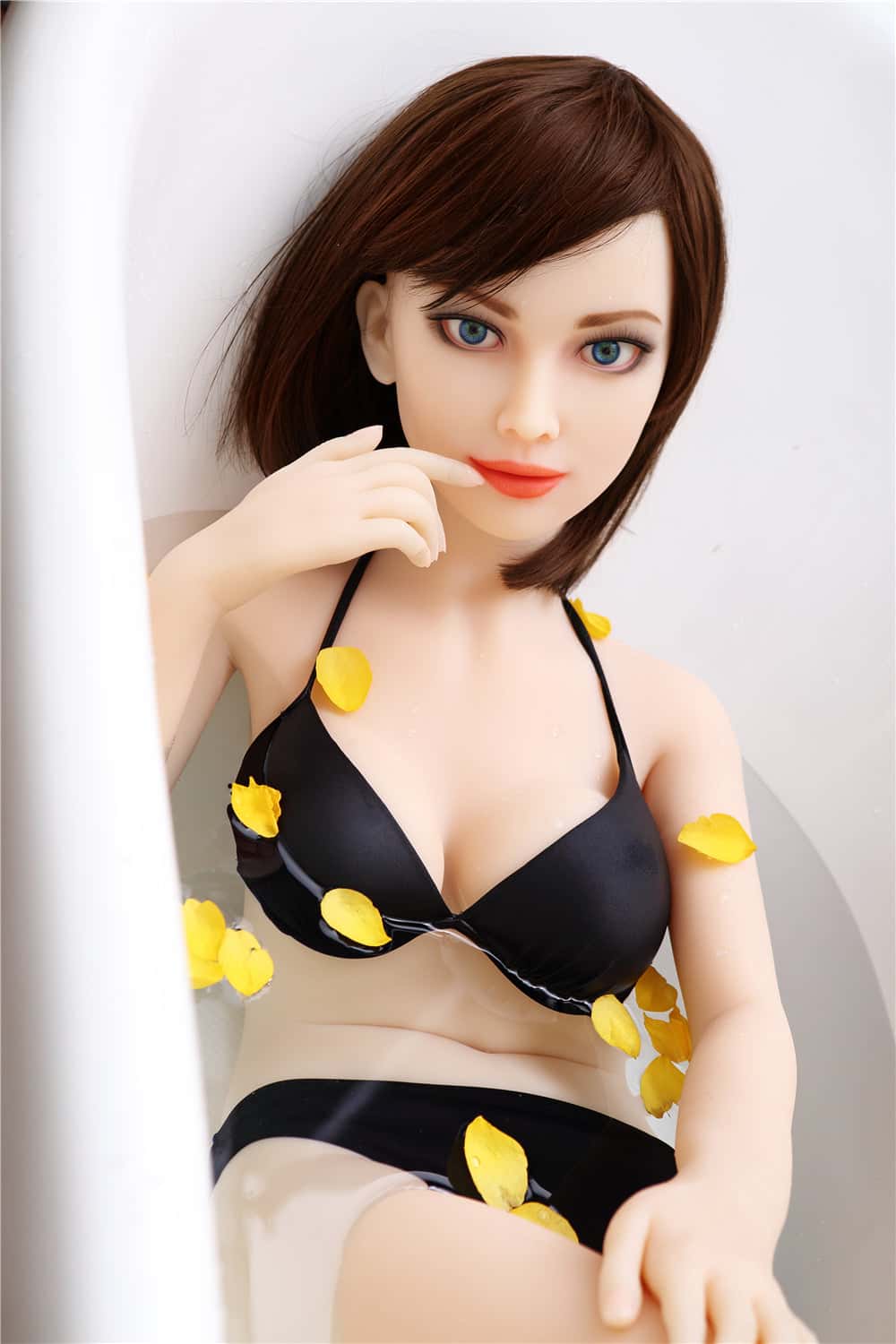 Muñeca Irontech - Hellen: Una reseña completa de la muñeca sexual asiática Irontech